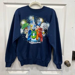 Walt Disney World 2014 navy sweatshirt Size Small